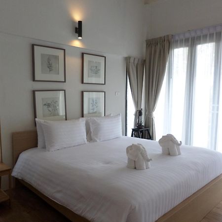 Sappraiwan Elephant Resort & Sanctuary Kaengsopha Rom bilde
